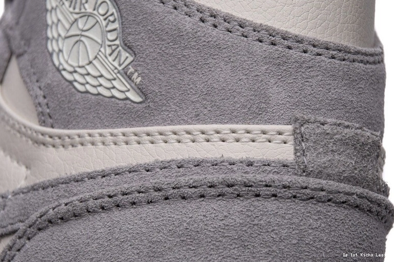 Pale High Ivory Retro 1  (W) Jordan air AH7389-101  1024